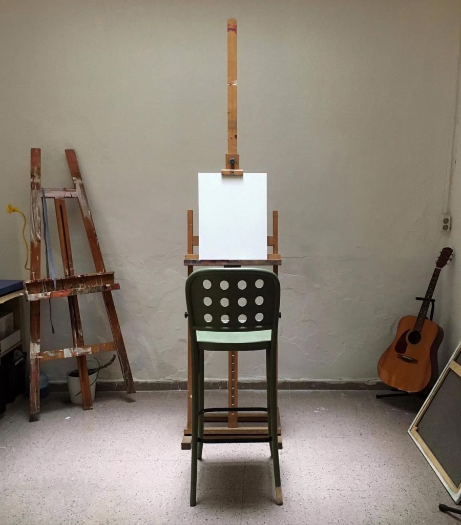 Small-format graphic pieces by Jaume Tenes, signed and authentic, available at the gallery.